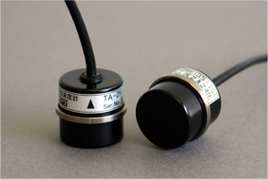 For vibration isolation seismometer application Servo Accelerometer