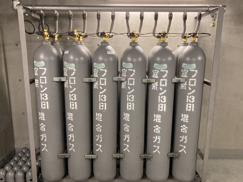ハロン1301消火設備に使用されるハロン1301ボンベ