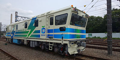 レール探傷車